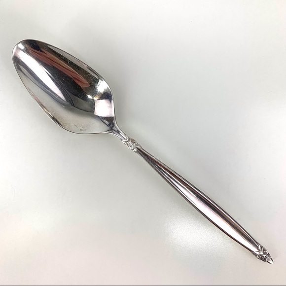 2/$20 1847 Rogers Bros. IS 1965 Vintage Silver Garland Pattern Serving Spoon - Picture 1 of 11